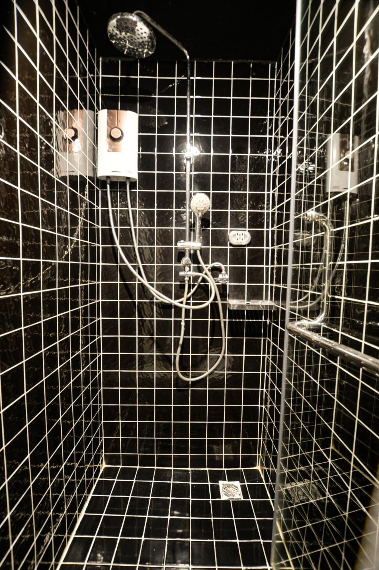 Four Sister Lamoon Hotell Bangkok Exteriör bild